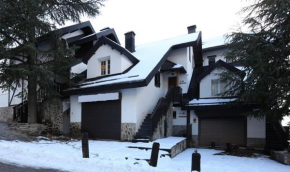 Chalet Adosado zona med/baja, Sierra Nevada